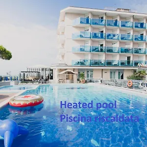 La Bussola Hotel